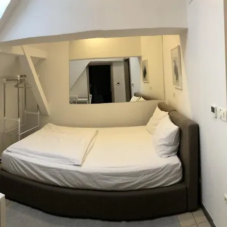Aparthotel Cross Street 4-3